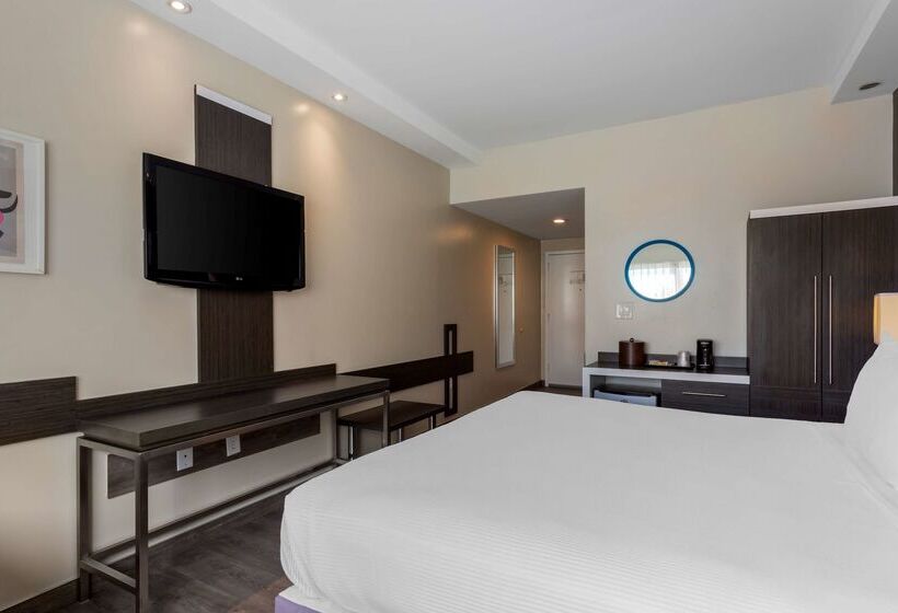 בית מלון כפרי Best Western Plus Brooklyn Bay