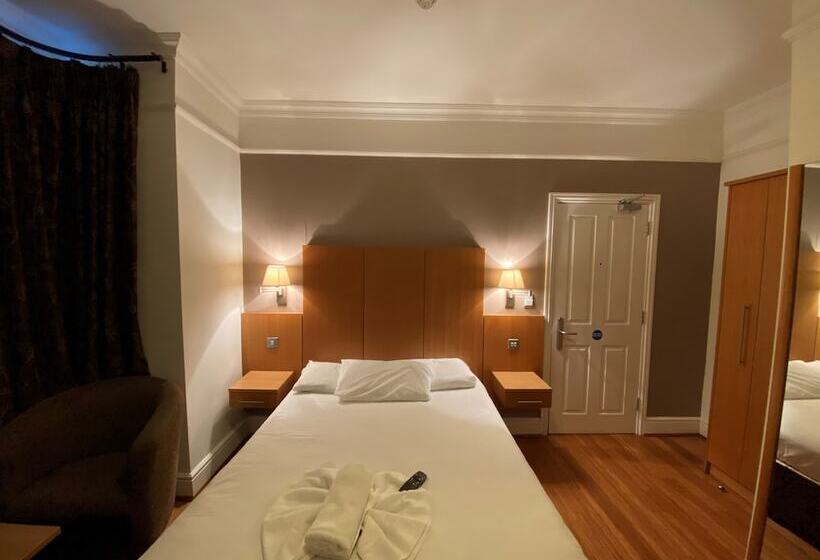 Отель Buckingham