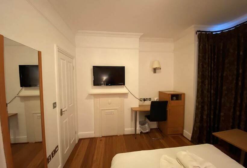 Отель Buckingham