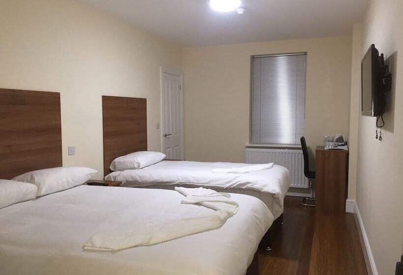 Отель Buckingham