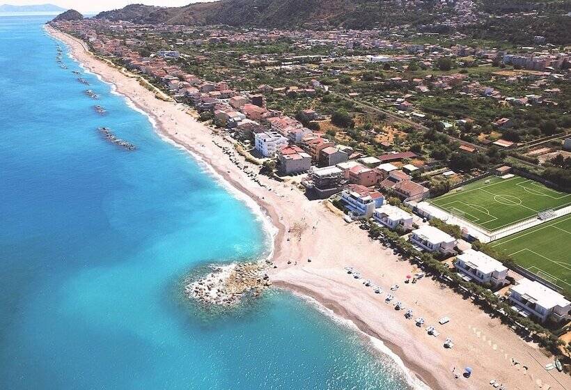 ホテル Capo Nettuno