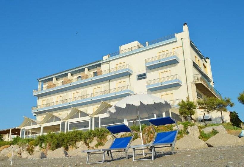 ホテル Capo Nettuno