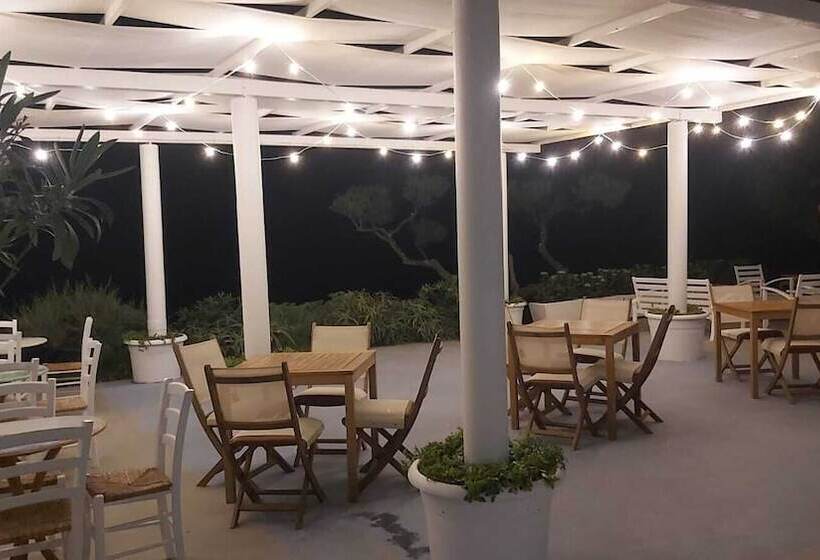 ホテル Capo Nettuno