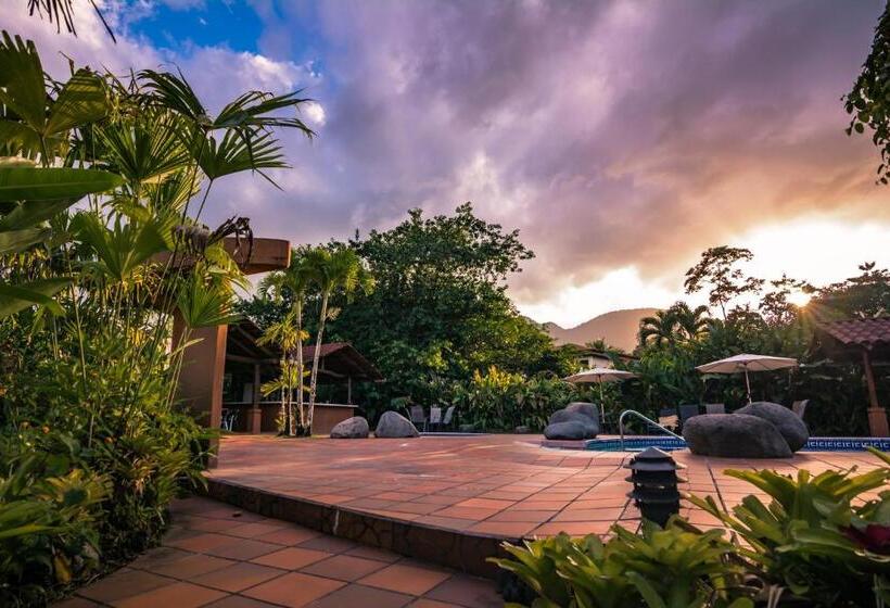 Casa Luna Hotel & Spa