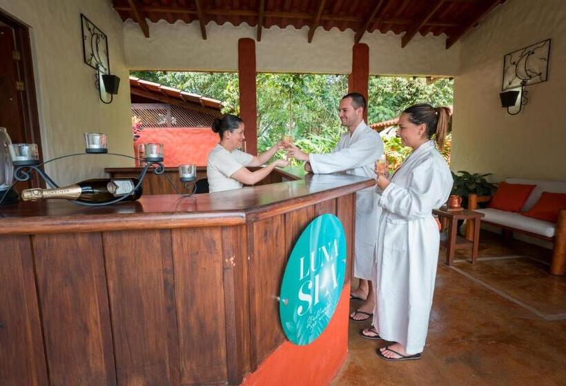 Casa Luna Hotel & Spa