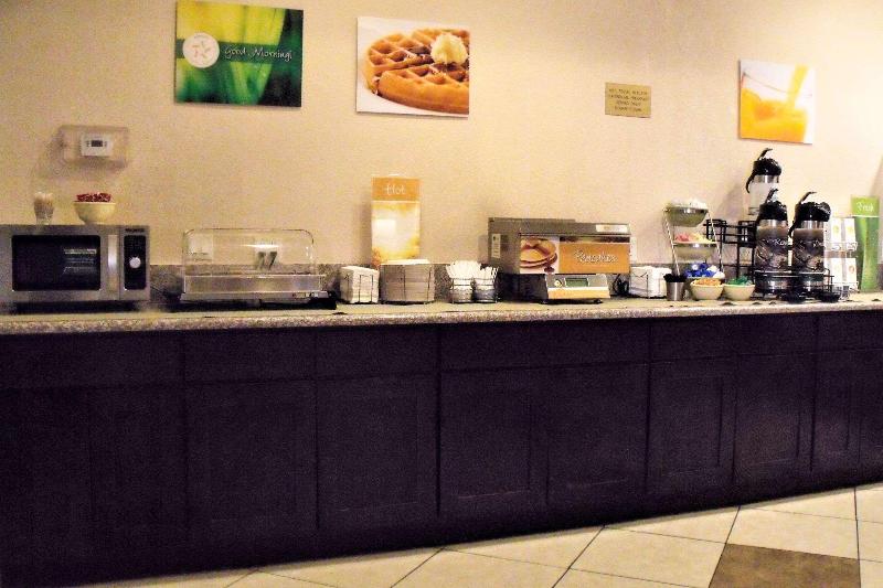 Hotel Clarion Pointe Winslow I 40