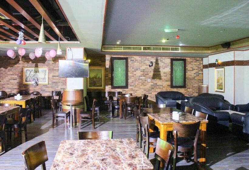 هتل Clifton International