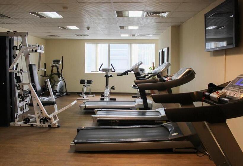 هتل Clifton International