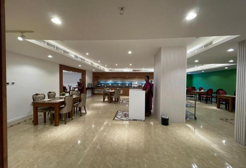 هتل Clifton International