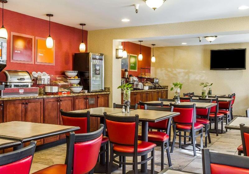 호텔 Comfort Inn Airport