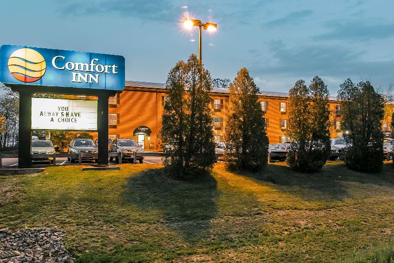 호텔 Comfort Inn Airport