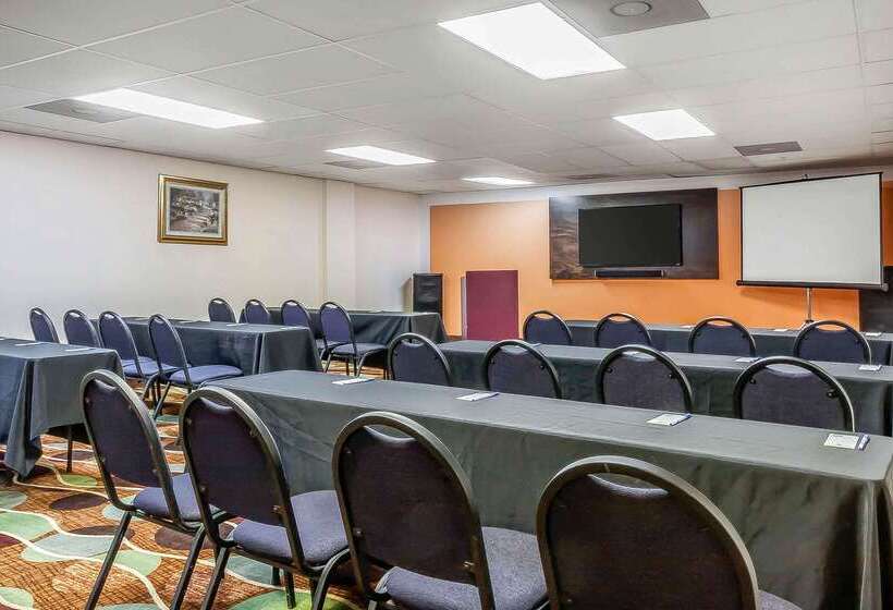 فندق Comfort Inn St Petersburg North