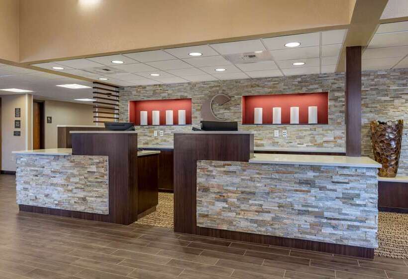 Отель Comfort Inn & Suites Gateway To Glacier National Park