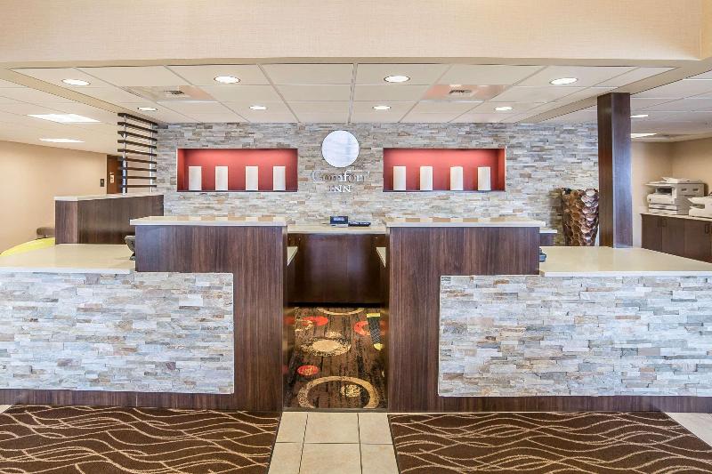 Отель Comfort Inn & Suites Gateway To Glacier National Park