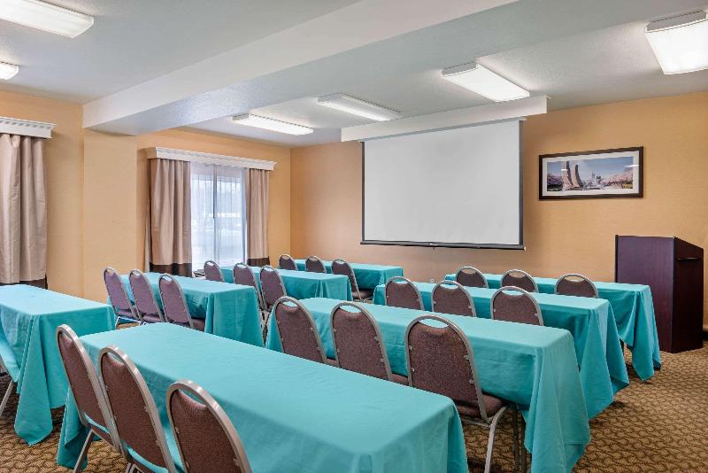 酒店 Comfort Inn & Suites Salem