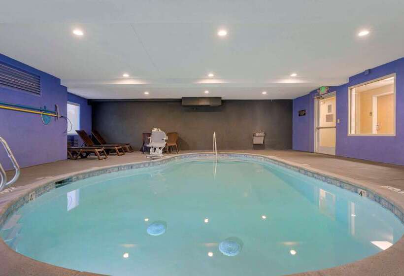 فندق Comfort Suites Marysville Yuba City