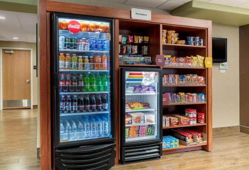 فندق Comfort Suites Marysville Yuba City