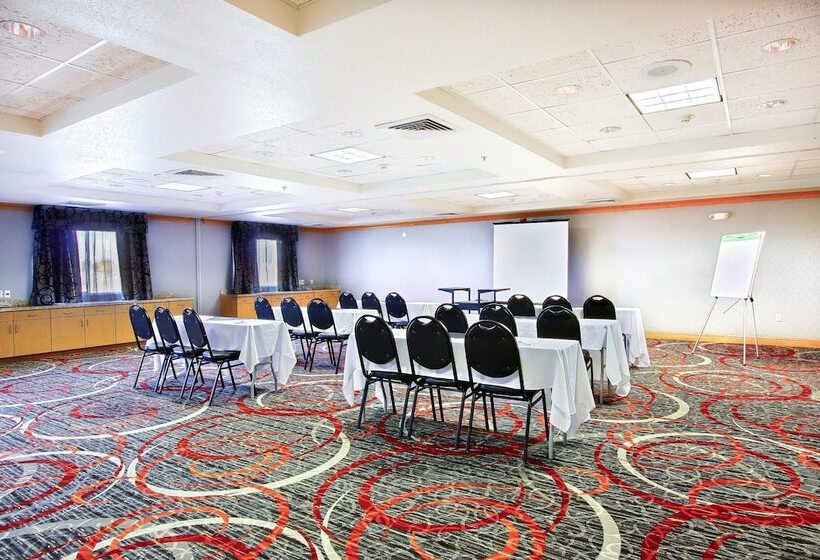 فندق Comfort Suites Boise West Meridian