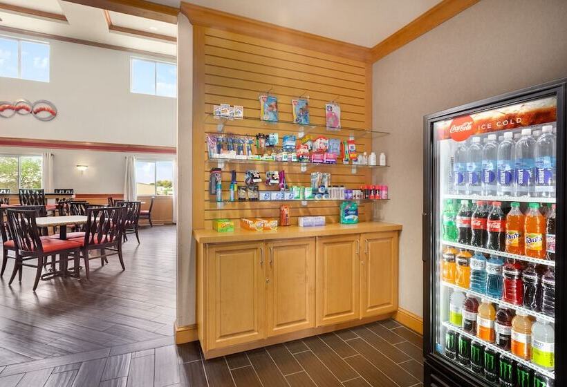 فندق Comfort Suites Boise West Meridian