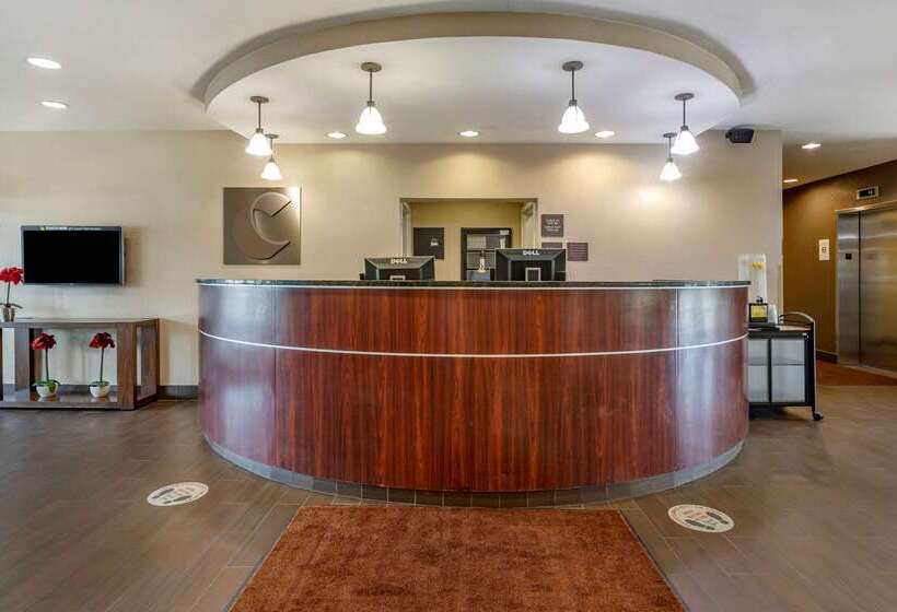 酒店 Comfort Suites Coralville I80