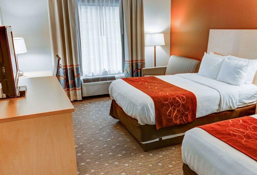Отель Comfort Suites Pittsburgh Airport