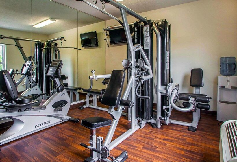 فندق Comfort Suites East Brunswick  South River