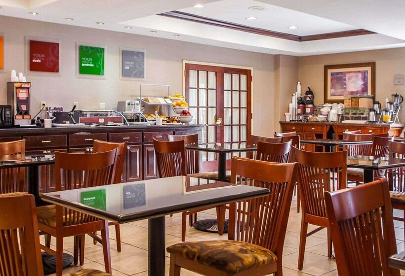 فندق Comfort Suites East Brunswick  South River