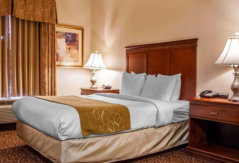 فندق Comfort Suites East Brunswick  South River