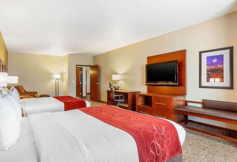 בית מלון כפרי Comfort Suites Glendale   State Farm Stadium Area