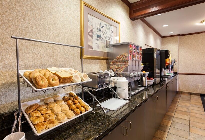 בית מלון כפרי Comfort Suites Grandville   Grand Rapids Sw