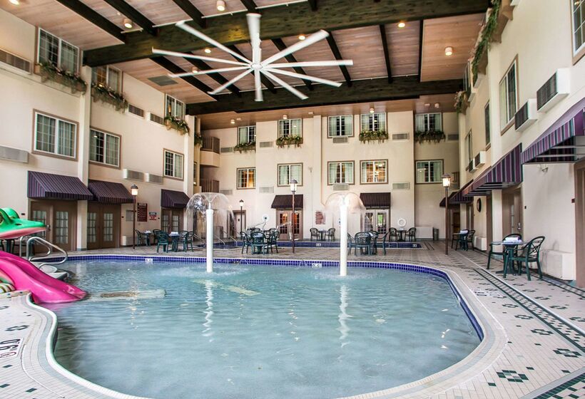 هتل Comfort Suites Milwaukee Airport