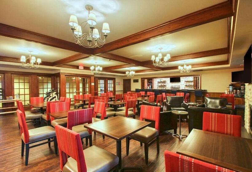 هتل Comfort Suites Milwaukee Airport