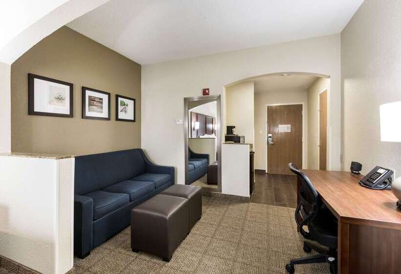 فندق Comfort Suites Monroe