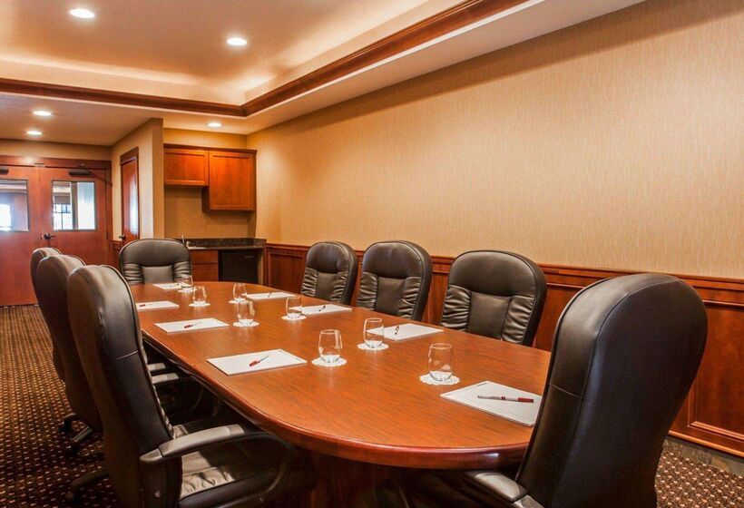 فندق Comfort Suites Moses Lake