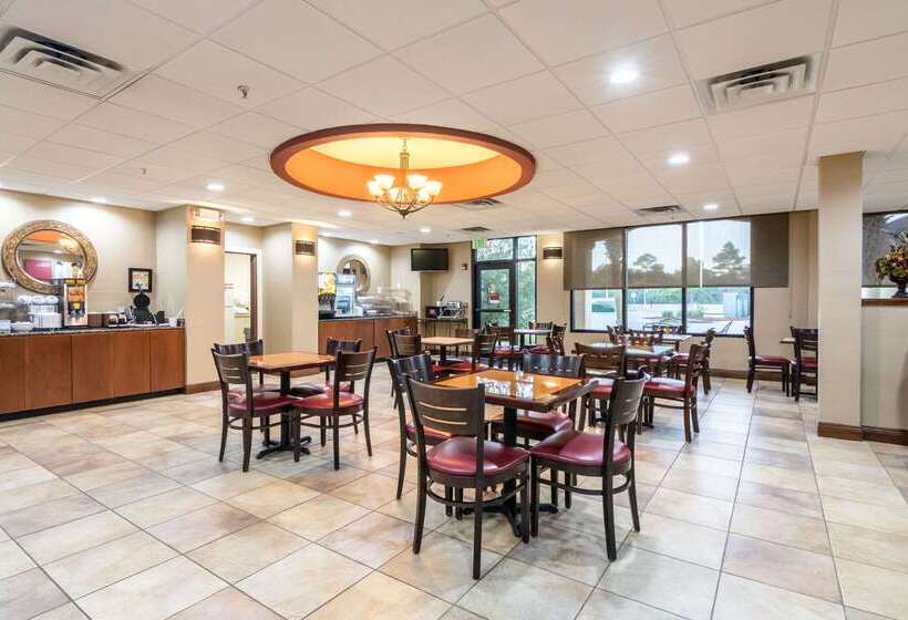 ホテル Comfort Suites