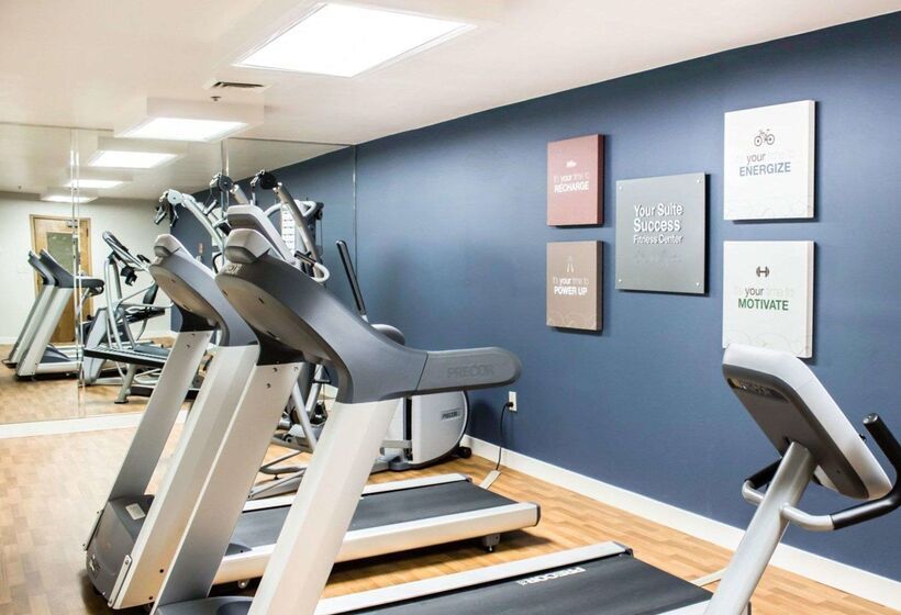 هتل Comfort Suites Regency Park