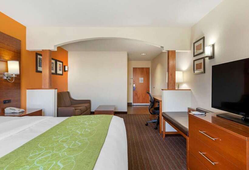 فندق Comfort Suites Stevensville  St. Joseph