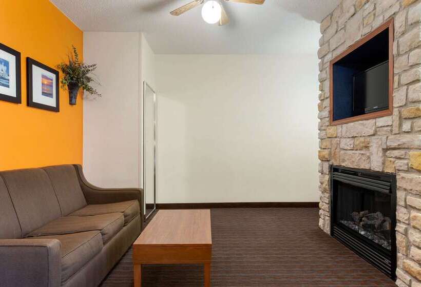 בית מלון כפרי Comfort Suites Stevensville  St. Joseph