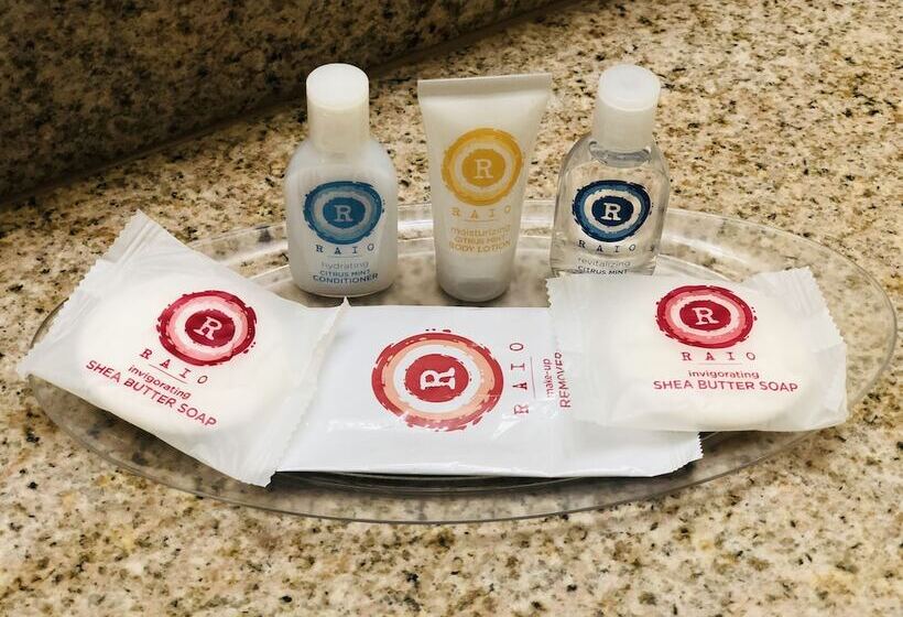 בית מלון כפרי Comfort Suites Stevensville  St. Joseph