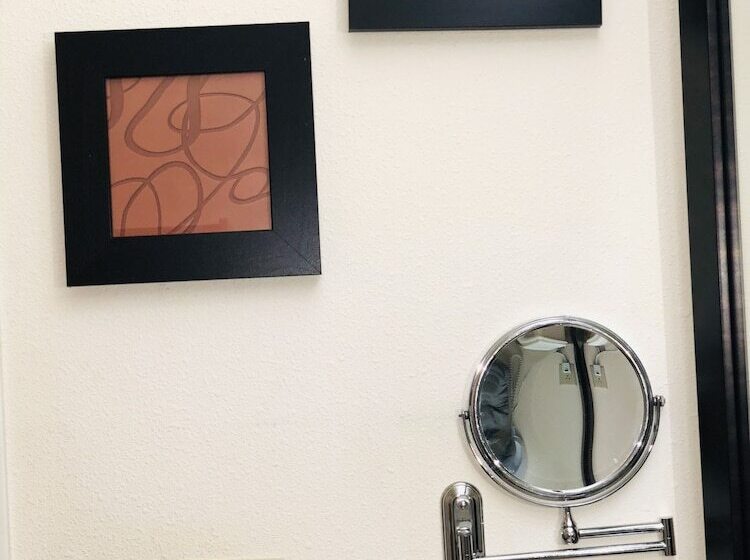 בית מלון כפרי Comfort Suites Stevensville  St. Joseph