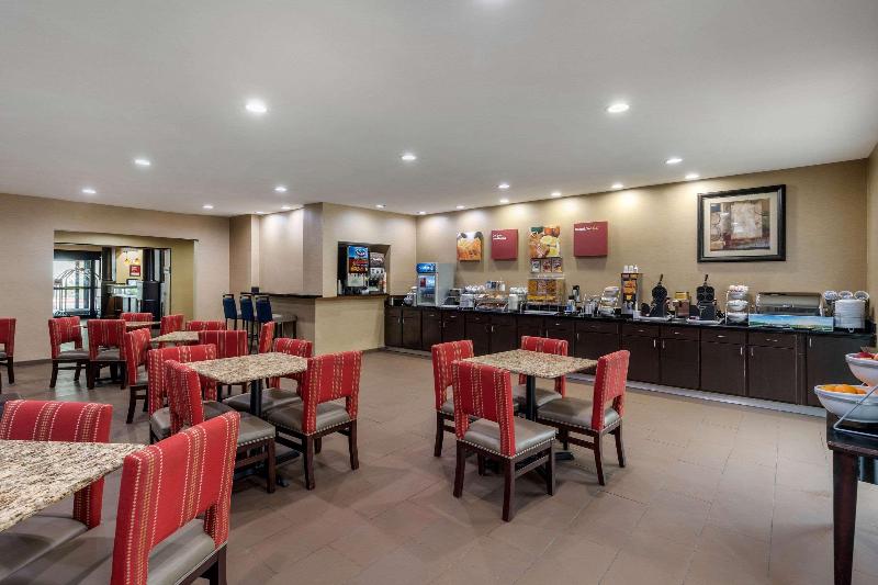 ホテル Comfort Suites The Colony  Plano West