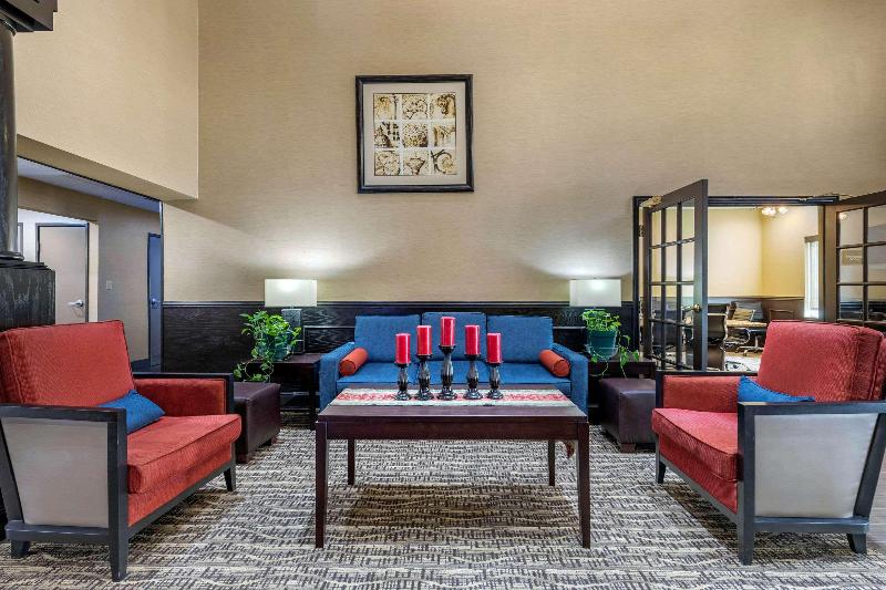 ホテル Comfort Suites The Colony  Plano West