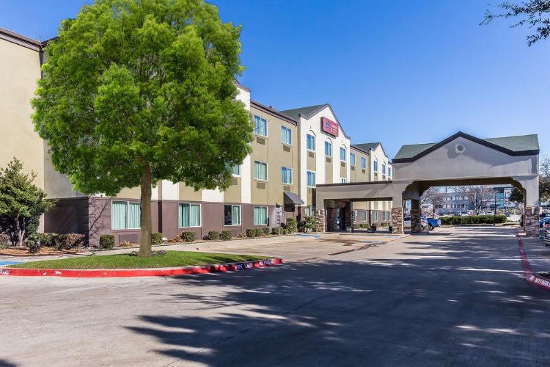 ホテル Comfort Suites The Colony  Plano West