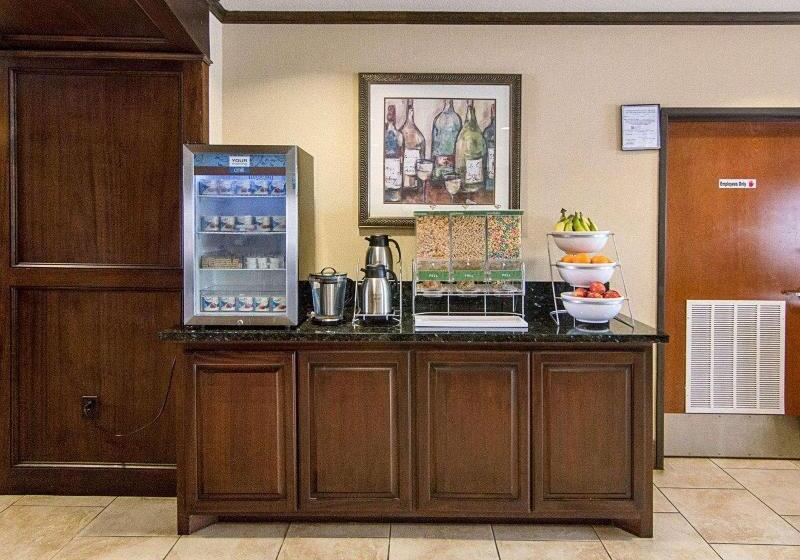 호텔 Comfort Suites Tomball Medical Center