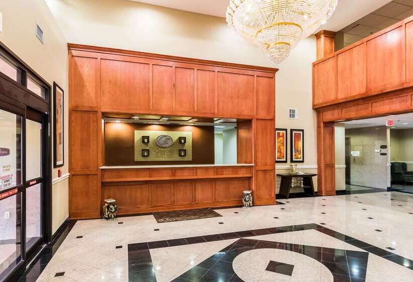 Отель Comfort Suites Westchase Houston Energy Corridor