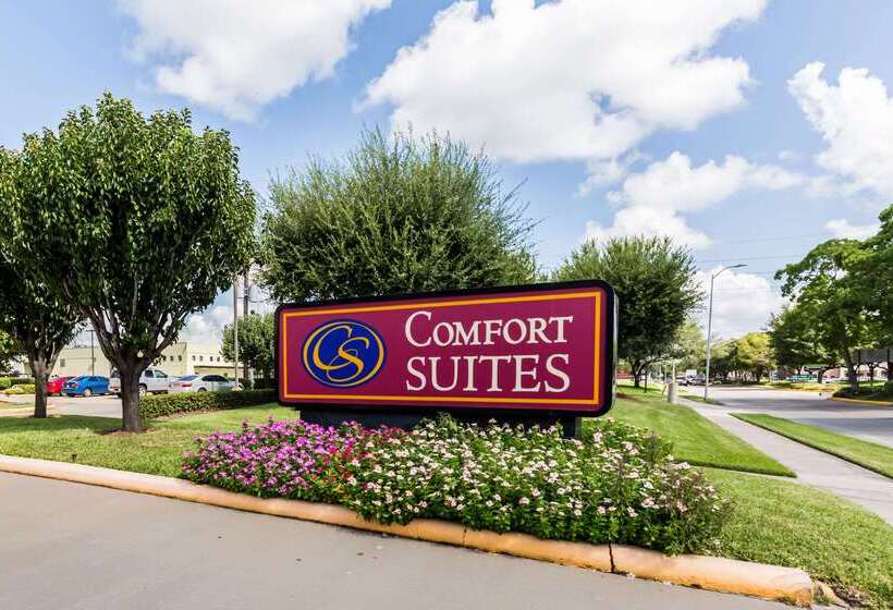 Отель Comfort Suites Westchase Houston Energy Corridor