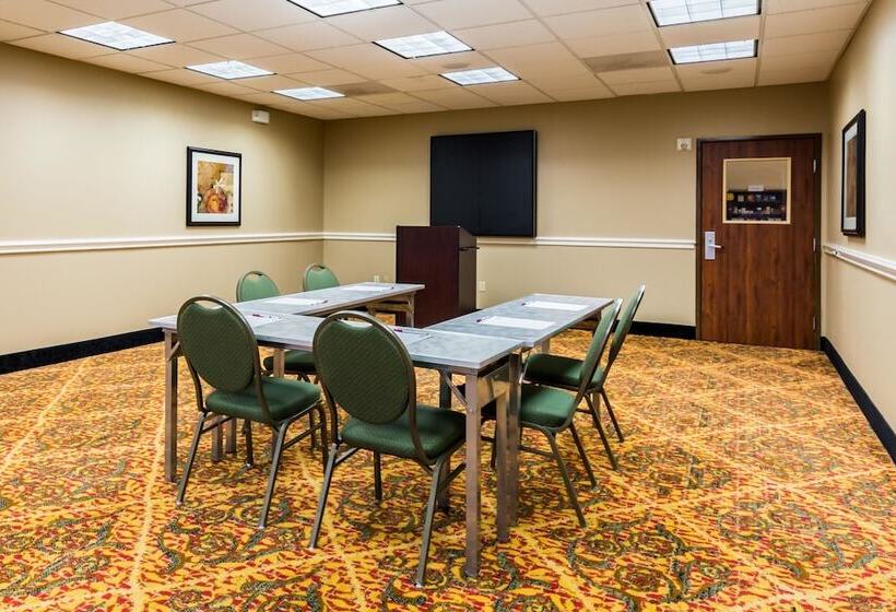 Отель Comfort Suites Westchase Houston Energy Corridor