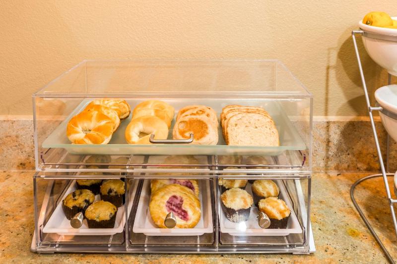 Отель Comfort Suites Westchase Houston Energy Corridor