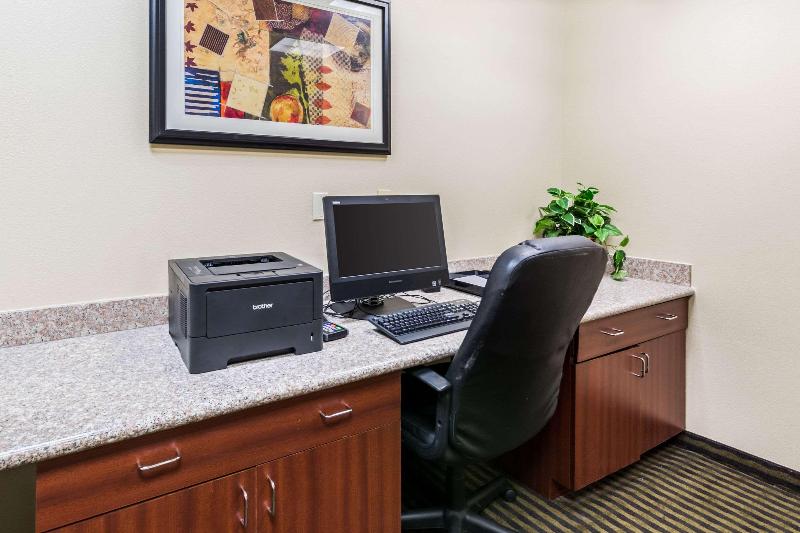 Отель Comfort Suites Westchase Houston Energy Corridor