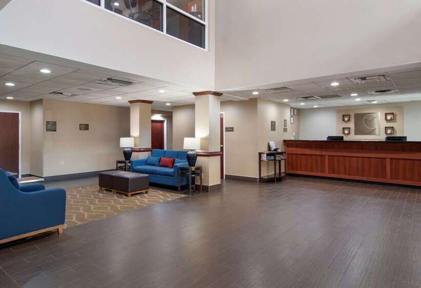 فندق Comfort Suites Woodstock   Atlanta North